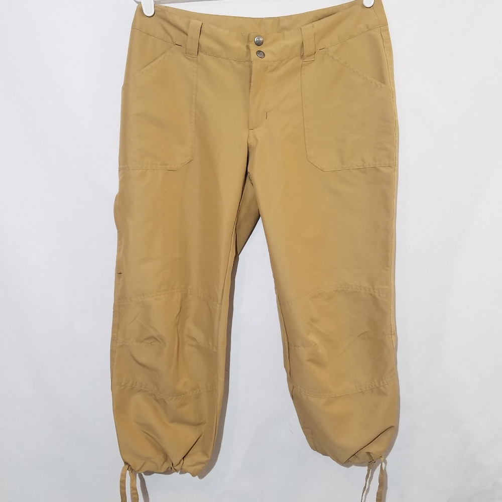 Patagonia khaki nylon capris